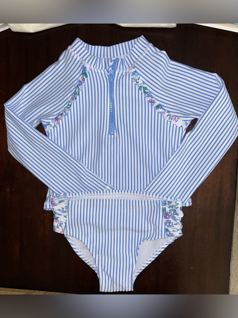 NWOT Tommy Bahama Girls 4T L/S 2-Piece Seersucker Swimsuit NEW